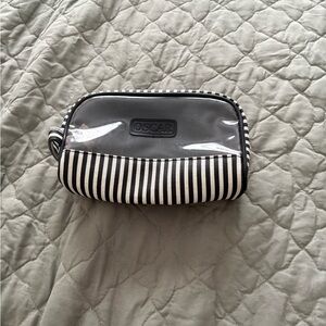 Oscar Striped Cosmetic Bag